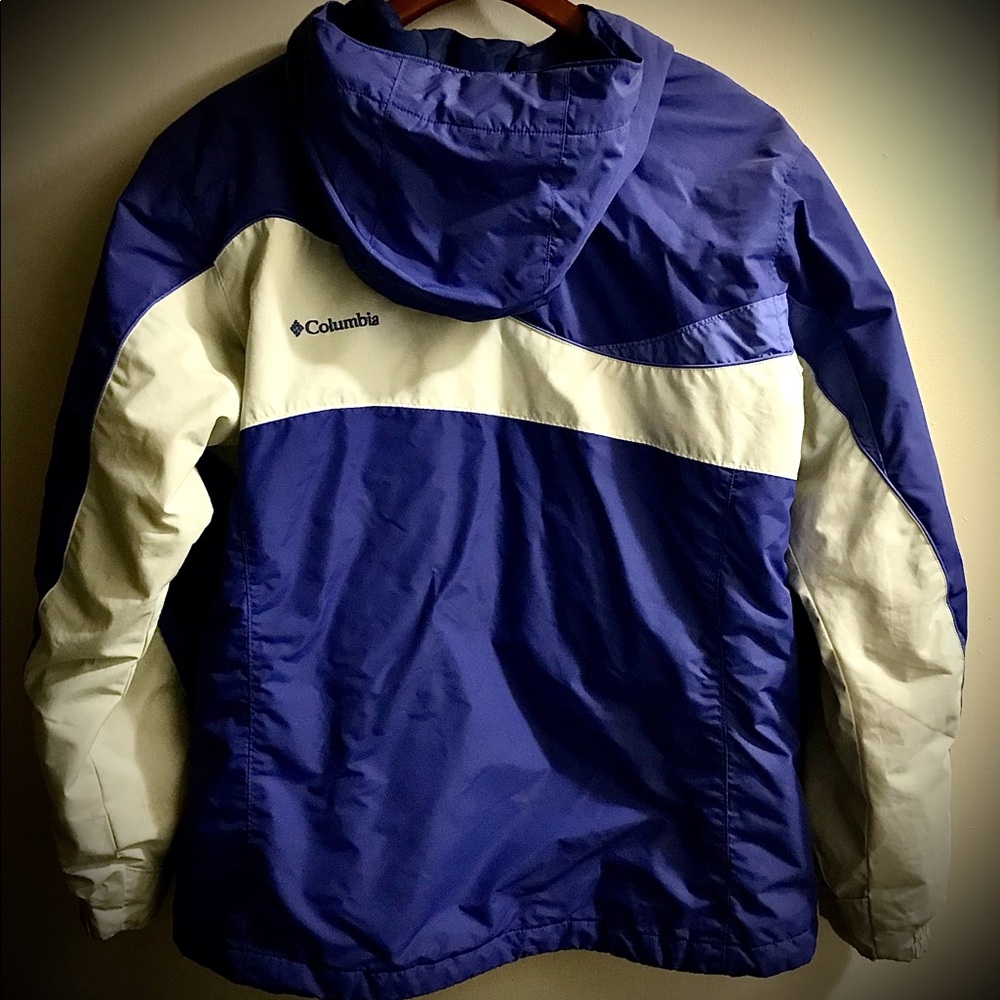 Columbia Women’s Winter Coat - Picture 2 of 4